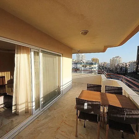 Kurt Safir * Alanya