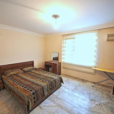 Appartement Kurt Safir